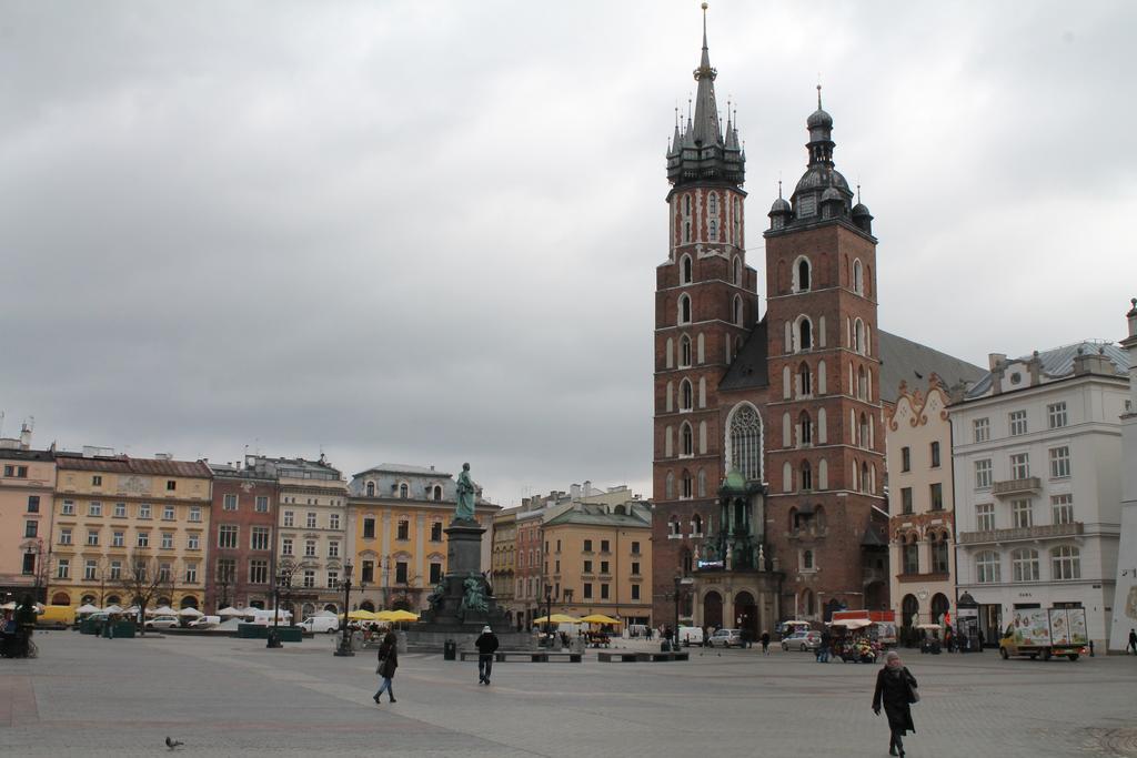Kubik-Studio Apartment Krakow Bilik gambar